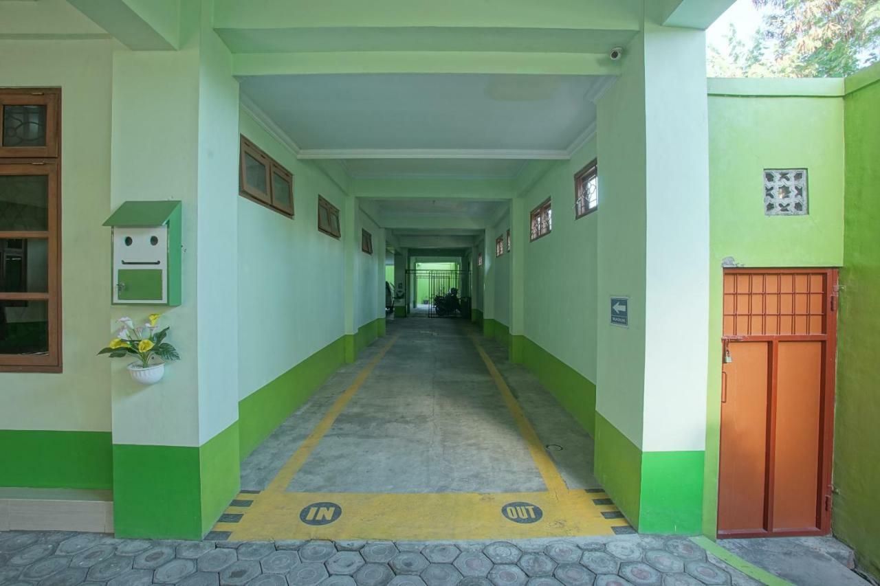 Oyo 1419 Rhona Guest House Syariah Yogyakarta Luaran gambar